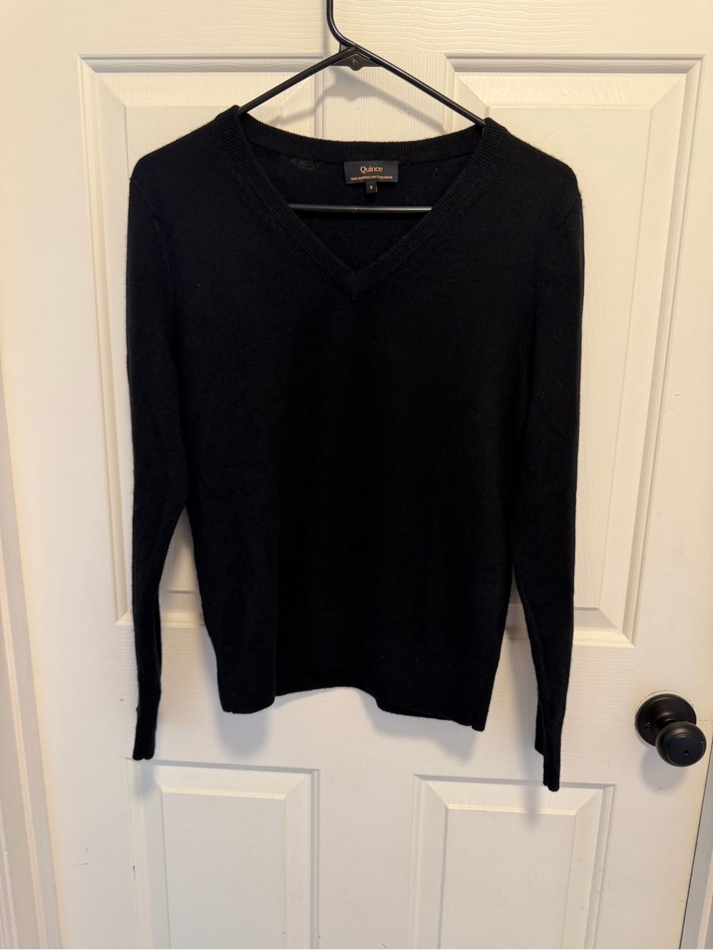 Quince Women’s Mongolian Cashmere V-Neck Sweater Black Size Small